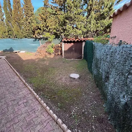 6 Pers, Clim, Au Calme Avec Piscine Et Parking - Fr-1-607-125 * Agde