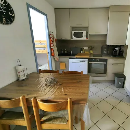Villa Mitoyenne Climatisee, Calme Avec Piscine Et Parking, Proche Et Port, Pour 6 Personnes - Fr-1-607-125 Agde